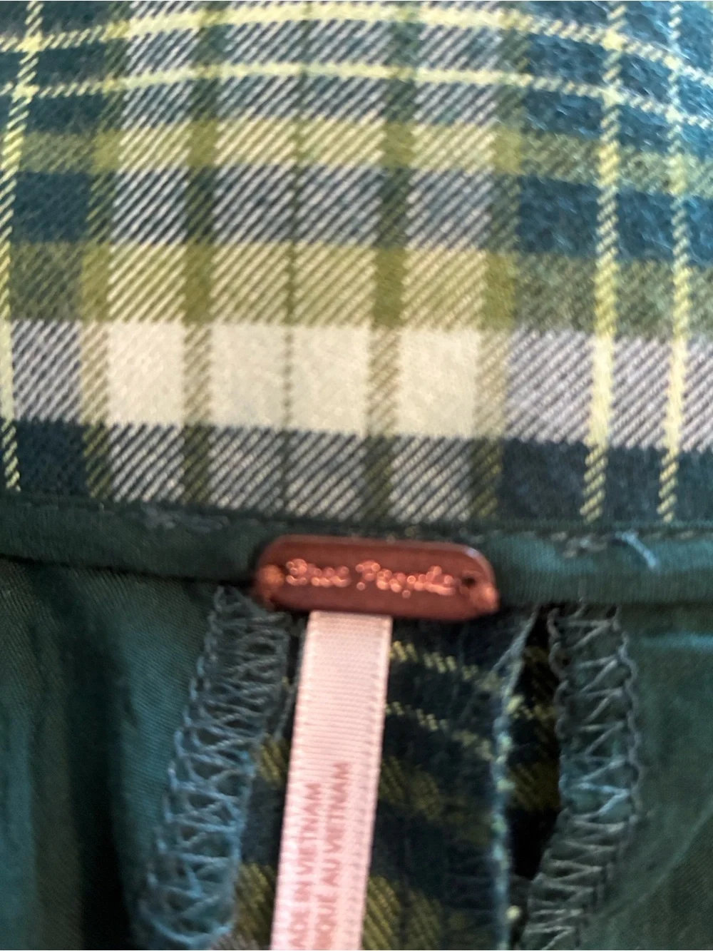 🎉NEW LISTING!🎉Free People Green Plaid Wide-Leg Cropped Pants